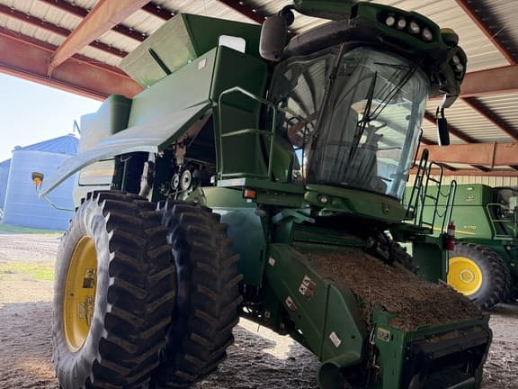 Image of John Deere S770 equipment image 1