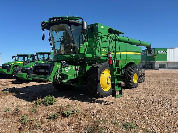Image of John Deere S770 equipment image 1