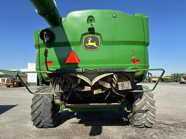 Image of John Deere S770 equipment image 4