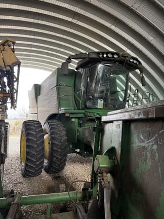 Image of John Deere S770 equipment image 1