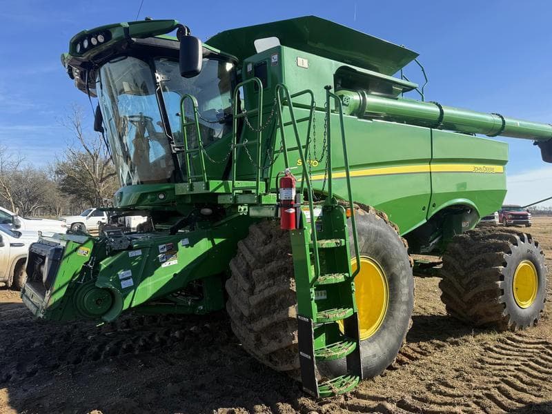 Image of John Deere S770 Primary image