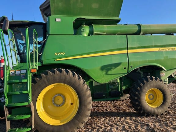 2021 John Deere S770 Equipment Image0