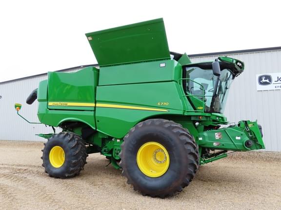 Image of John Deere S770 Primary image
