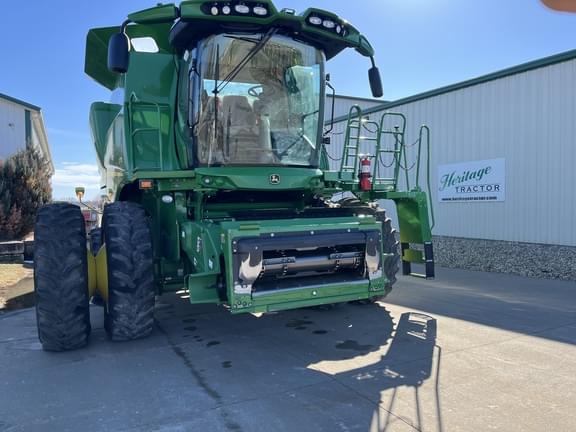 Image of John Deere S770 equipment image 4