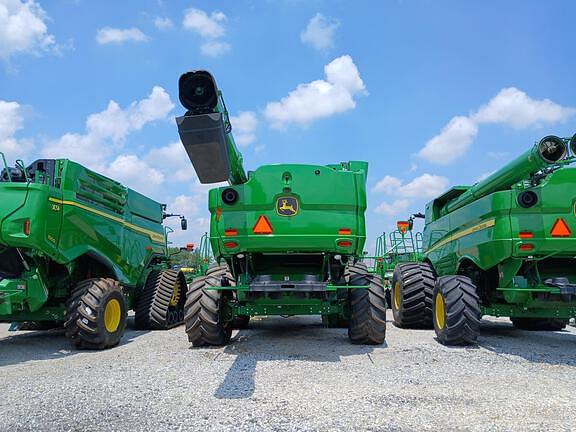 Image of John Deere S770 equipment image 4