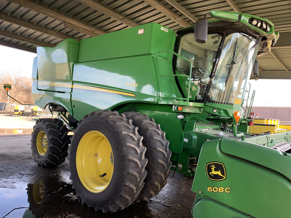 Main image John Deere S770