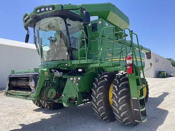 Image of John Deere S770 equipment image 1