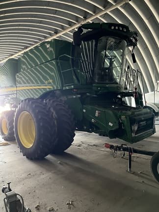 Image of John Deere S770 equipment image 2
