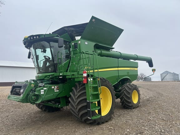 2021 John Deere S770 Equipment Image0