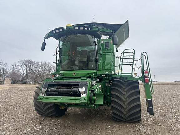 Image of John Deere S770 equipment image 4