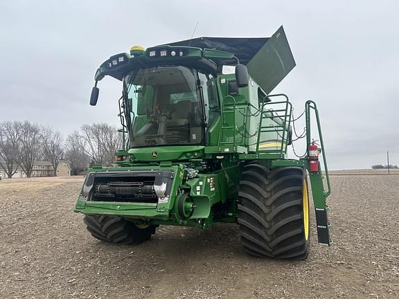 Image of John Deere S770 equipment image 3