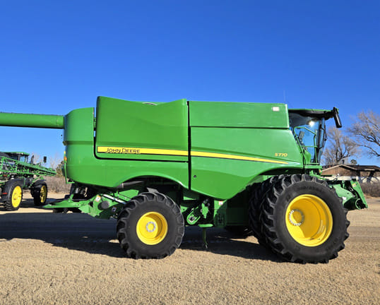 2021 John Deere S770 Equipment Image0
