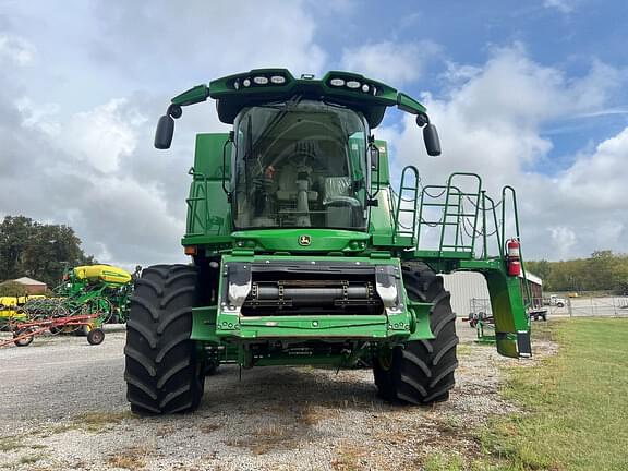 Image of John Deere S770 equipment image 2