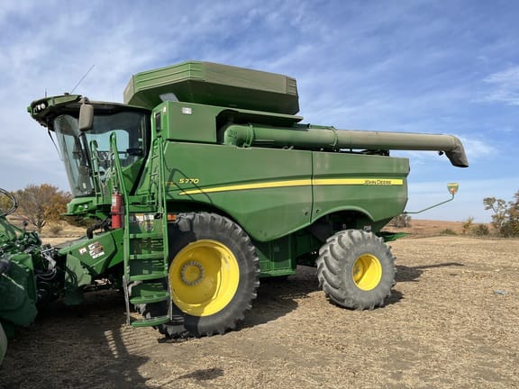 2021 John Deere S770 Equipment Image0