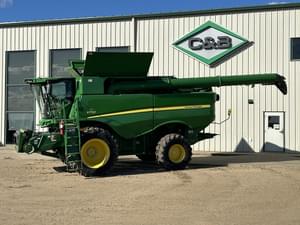 2021 John Deere S770 Image