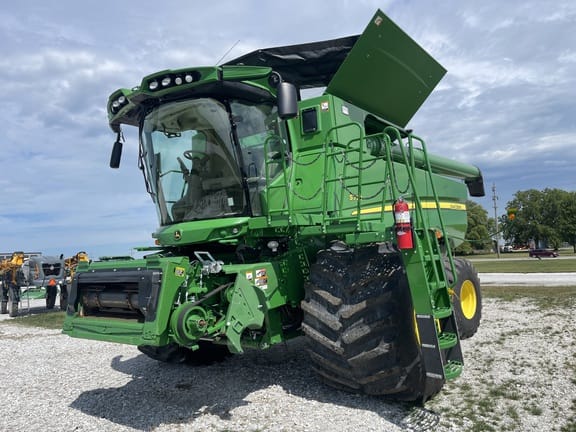 2021 John Deere S770 Equipment Image0