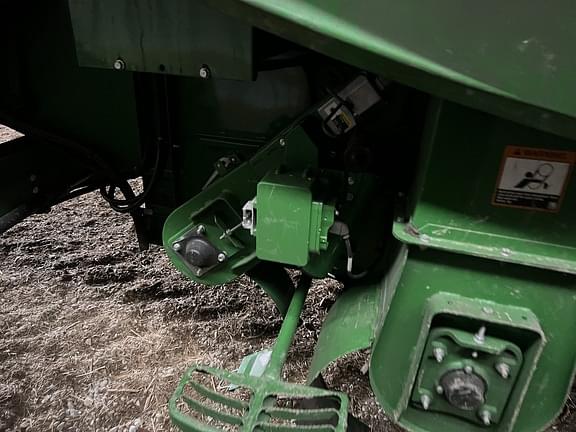 Image of John Deere S770 equipment image 3