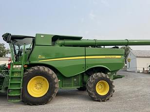 Main image John Deere S770 18