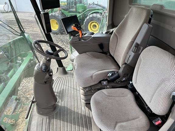 Image of John Deere S770 equipment image 3