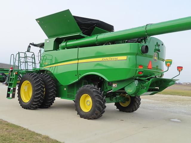 Image of John Deere S770 equipment image 3