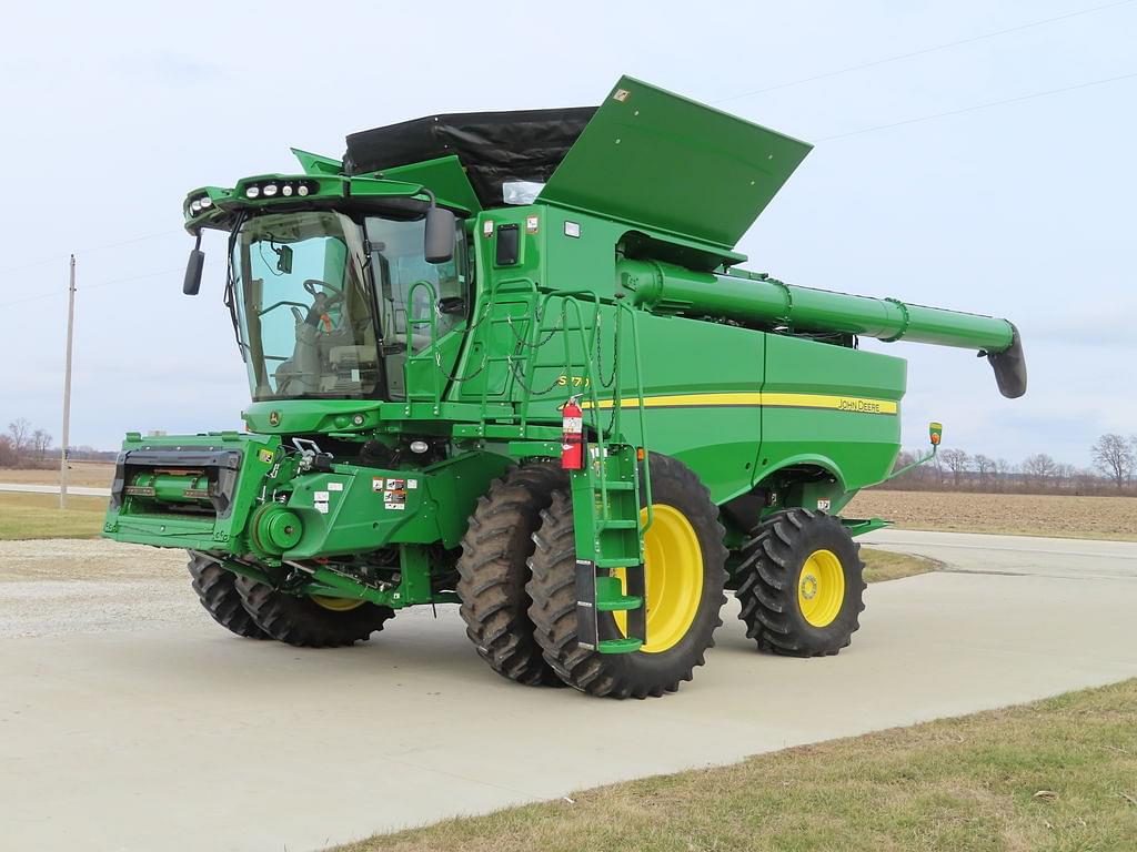 Image of John Deere S770 Primary image