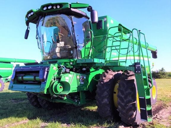 Main image John Deere S770