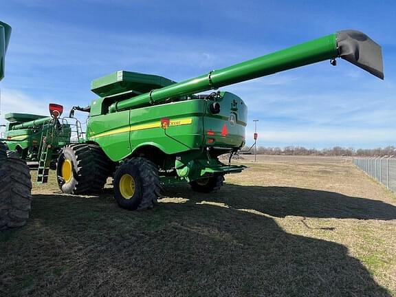 Image of John Deere S770 equipment image 3