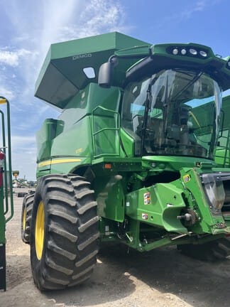 2021 John Deere S770 Equipment Image0