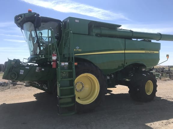 Main image John Deere S770