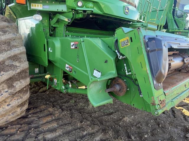 Image of John Deere S770 equipment image 4