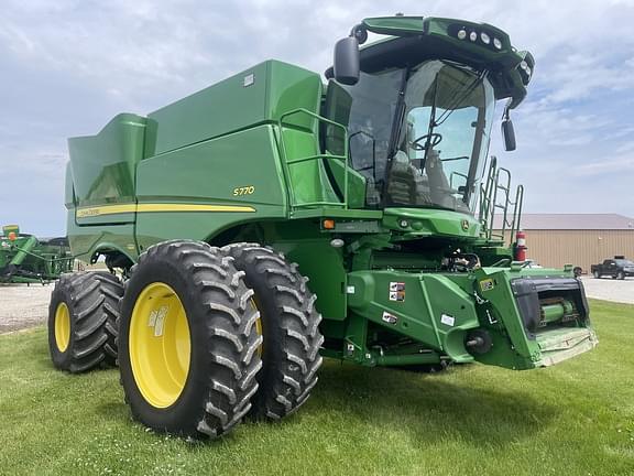 Image of John Deere S770 equipment image 2