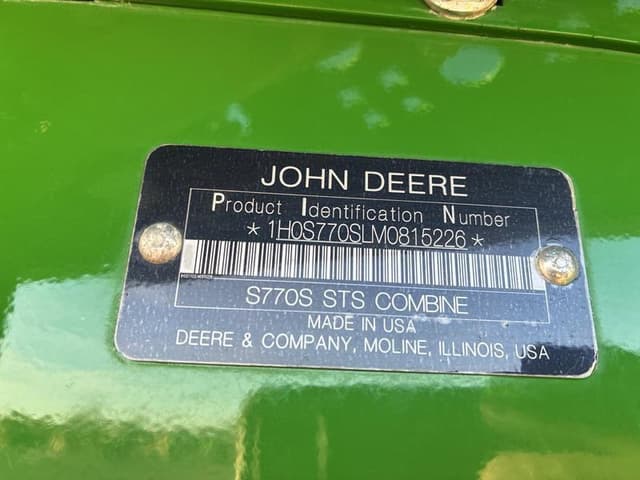 Image of John Deere S770 equipment image 1