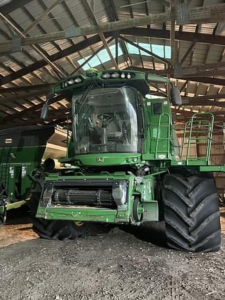 Image of John Deere S770 equipment image 1