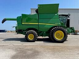 Image of John Deere S770 equipment image 4