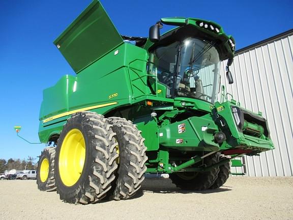 Image of John Deere S770 equipment image 3