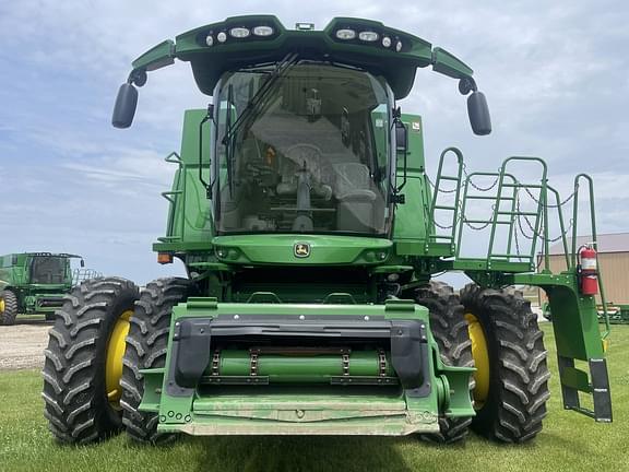 Image of John Deere S770 equipment image 1