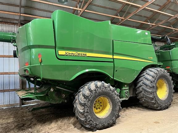 Image of John Deere S770 equipment image 2