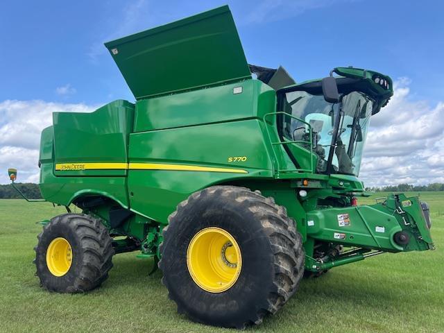 Image of John Deere S770 equipment image 1