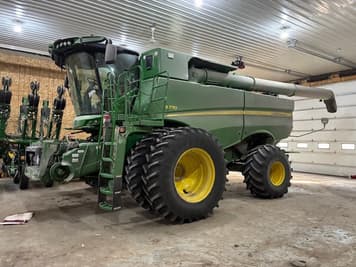 Main image John Deere S770