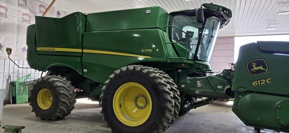 Image of John Deere S770 equipment image 1