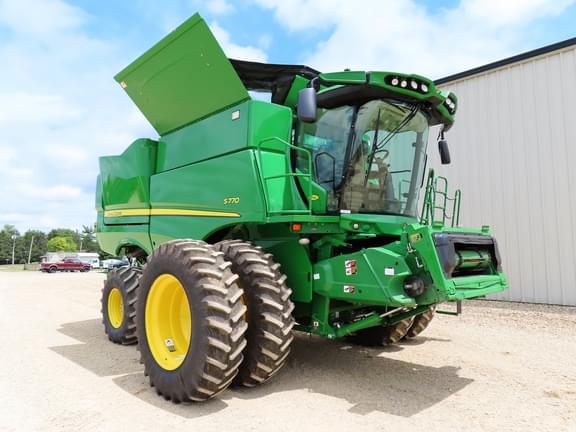 Image of John Deere S770 equipment image 2