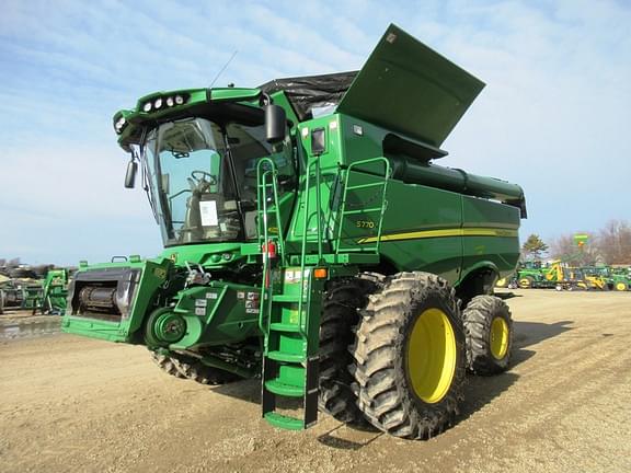 Image of John Deere S770 equipment image 4