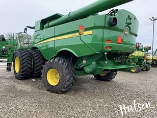 Main image John Deere S770 3