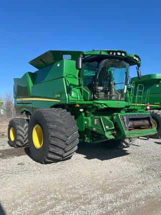 Main image John Deere S770