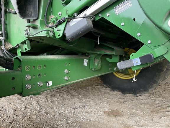 Image of John Deere S770 equipment image 4