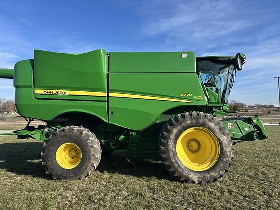 Image of John Deere S770 equipment image 4