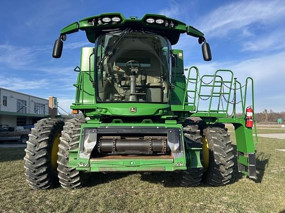 Image of John Deere S770 equipment image 2