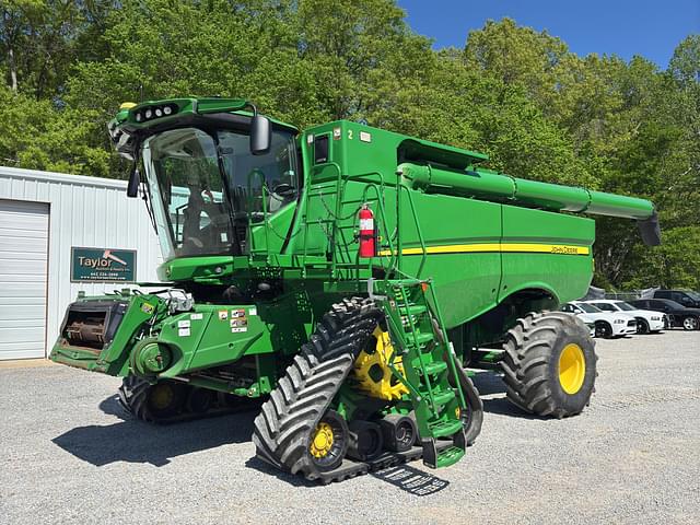 Image of John Deere S770 equipment image 2