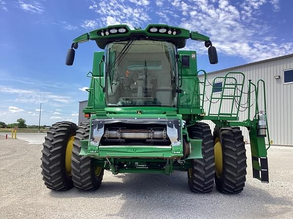 Image of John Deere S770 equipment image 1