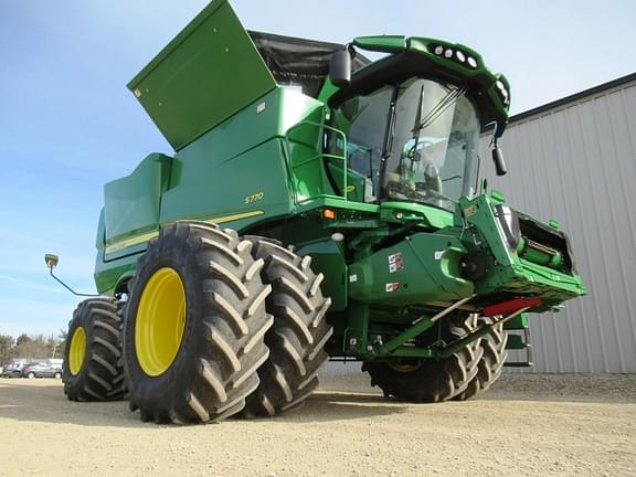 Image of John Deere S770 equipment image 3